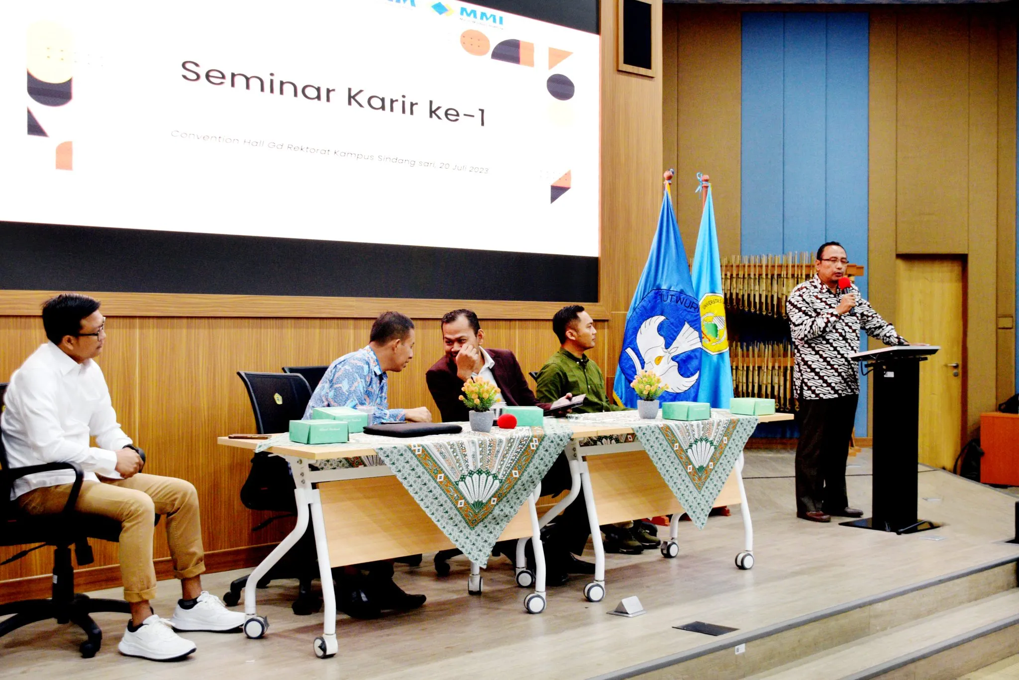 CDCC Untirta Senggelarakan Seminar Karir